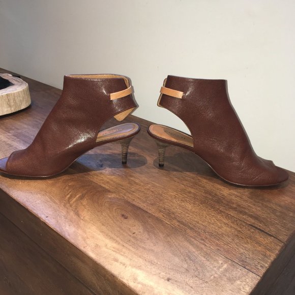 Coach "Milah" Open-Toe Slingback Kitten Heel Brown Leather Ankle Boots - Picture 7 of 11